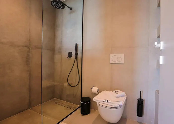 La Bleue Boutique Vrahati